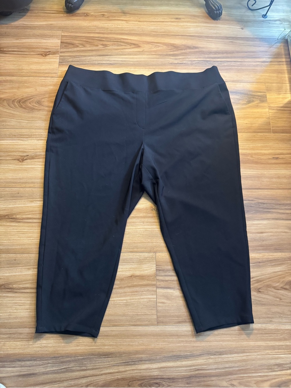 Nine West Black Straight Leg Pull On Cropped Pants